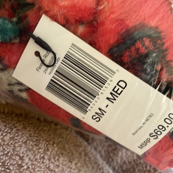 Vera Bradley Fleece Robe NWT - Picture 3 of 4